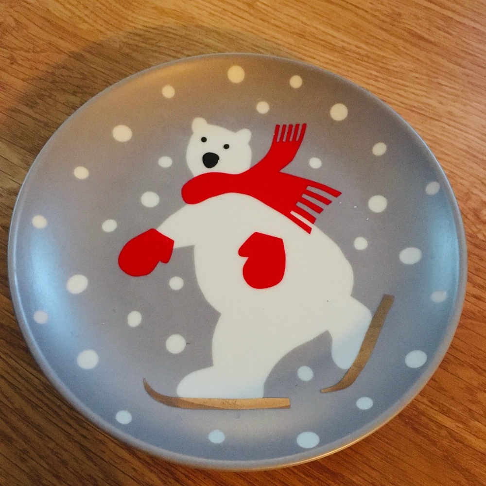 Crate & barrel plate